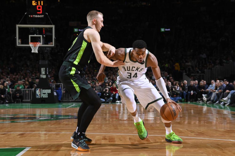 两项赛事中 两项赛事中