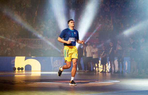 有竞争力的 有竞争力的